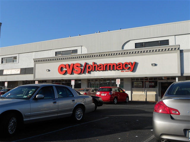 Broadway, Massapequa, 30 K SF